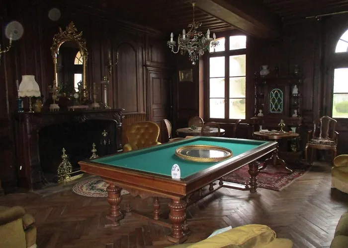 Le Domaine De Couette-café 3*